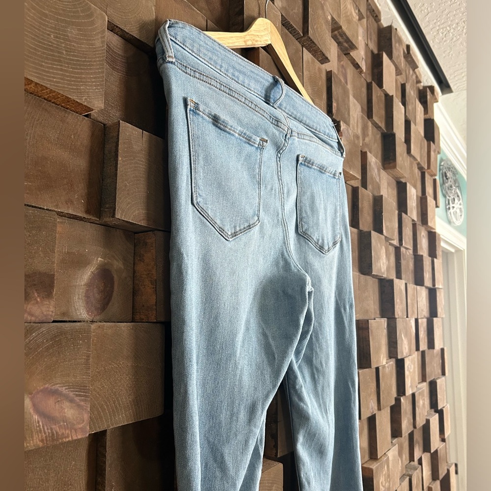 Old Navy: Super Skinny Jeans